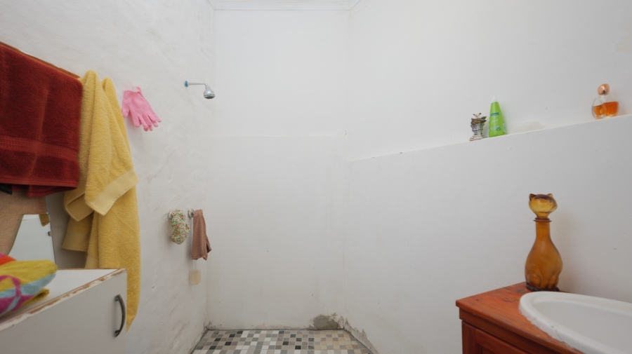 5 Bedroom Property for Sale in Napier Western Cape